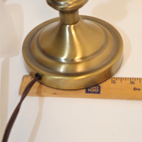 Vintage Table Lamp Brass Base Frosted Glass Shade  15" - Picture 9 of 10